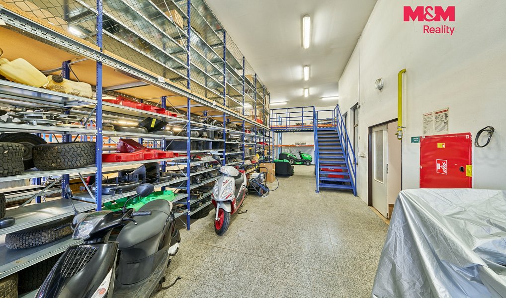 Pronájem výrobních prostor 453 m², Dubenec – náhled fotky 15