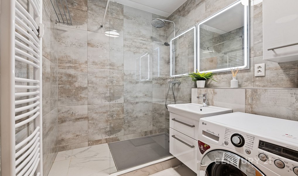 Prodej bytu 3+kk 96 m², Praha – náhled fotky 4