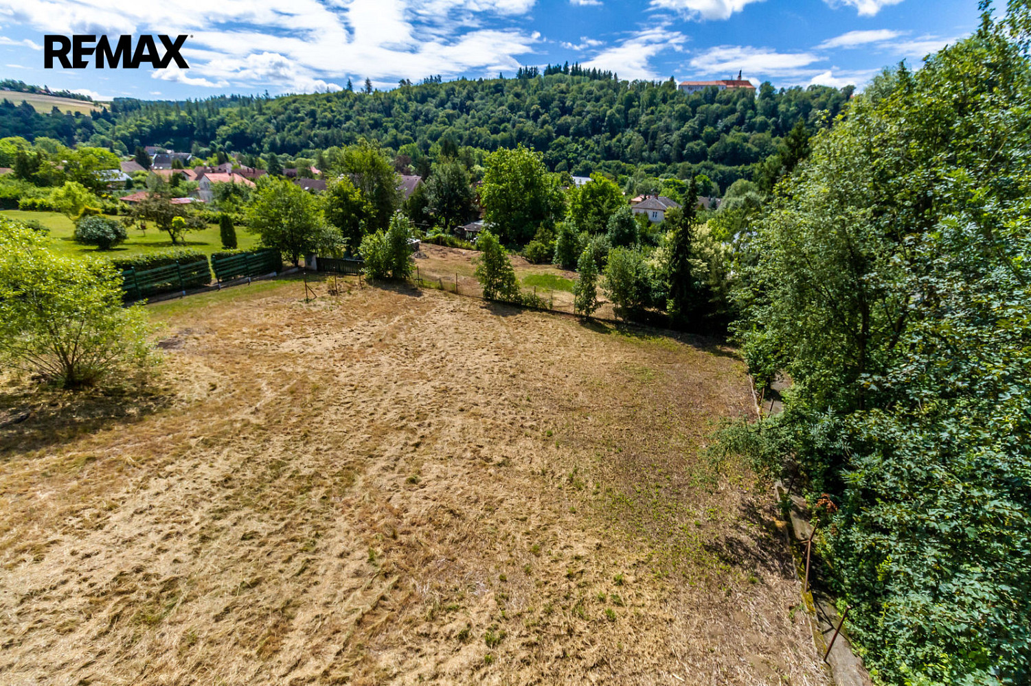 Prodej stavebního pozemku 845 m², Chocerady