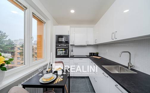 Prodej bytu 3+1 69 m², Borovského, Karviná - Ráj