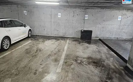 Pronájem garážového stání v Plzni Jižní Předměstí, Kollárova, Plzeň - Jižní Předměstí