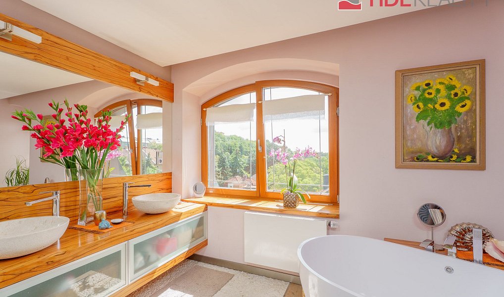 Prodej bytu 4+kk 162 m², Praha – náhled fotky 9