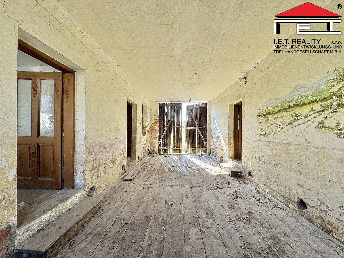 Prodej domu 300 m² s pozemkem 1 377 m² – další