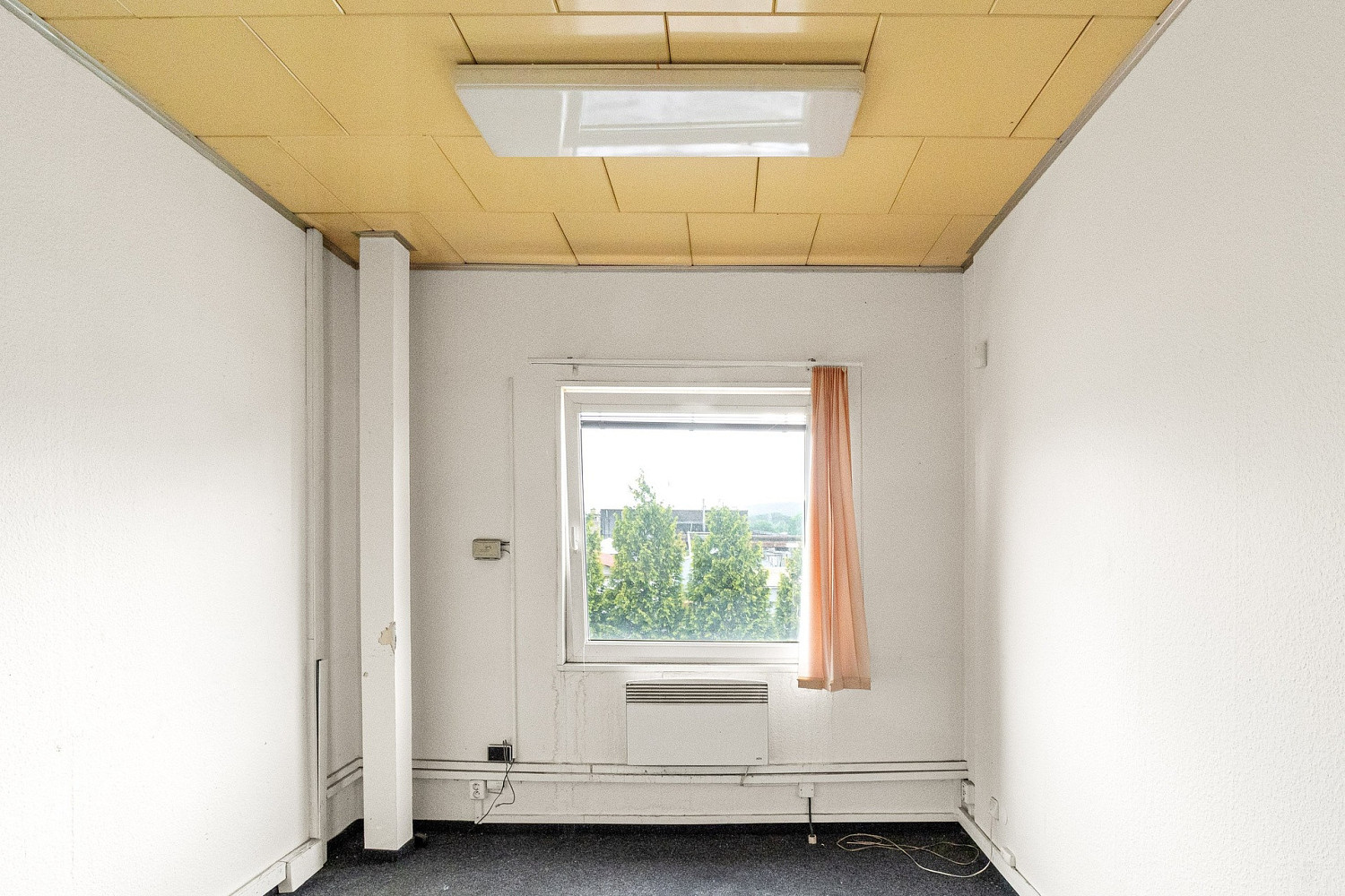 Pronájem kanceláře 357 m² — photo 4