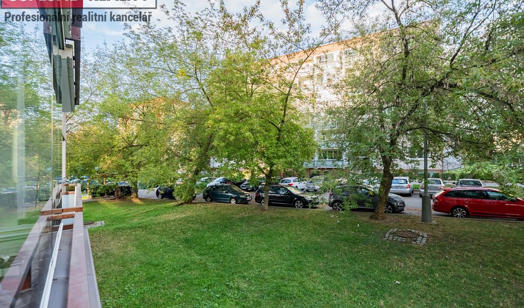 Prodej bytu 3+1 84 m², Praha – náhled fotky 28