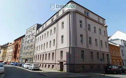 Pronájem bytu 1+kk 35 m²