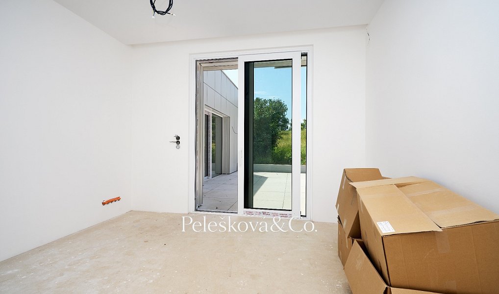 Prodej bytu 5+kk 169 m², Praha – náhled fotky 16