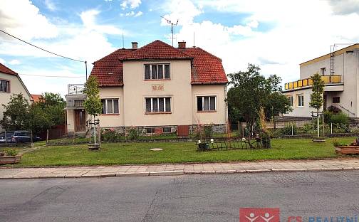Prodej domu 140 m² s pozemkem 680 m², Slatina, okres Znojmo