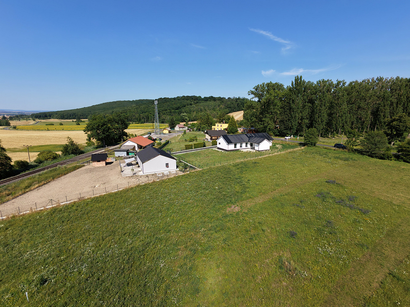 Prodej stavebního pozemku 2 612 m² – fotografie 3