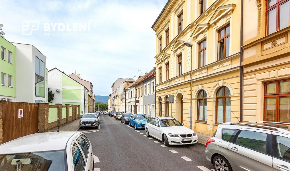 Prodej domu 539 m² s pozemkem 334 m², Teplice – náhled fotky 2