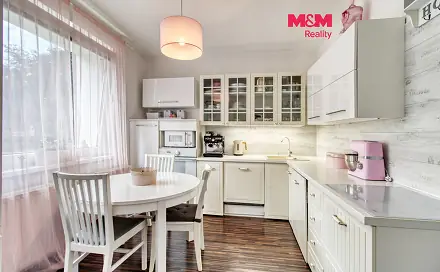 Prodej bytu 4+1 81 m², Bystřická, Kadaň, okres Chomutov