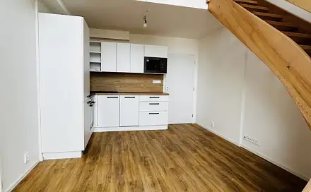 Pronájem bytu 2+kk 38 m²
