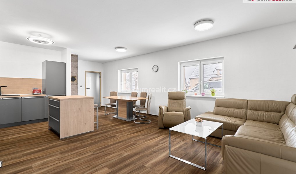 Prodej domu 189 m² s pozemkem 1 018 m², Andělská Hora – náhled fotky 10