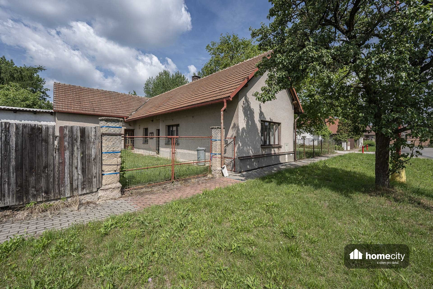 Prodej domu 56 m² s pozemkem 634 m² — photo 2