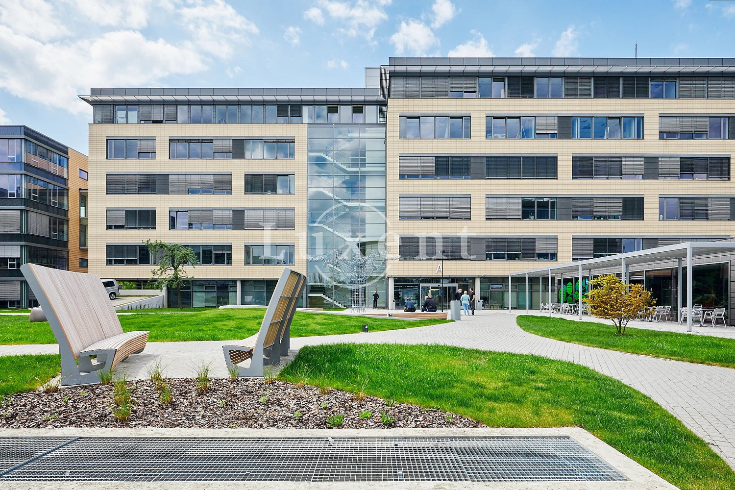 Pronájem kanceláře 516 m², Praha