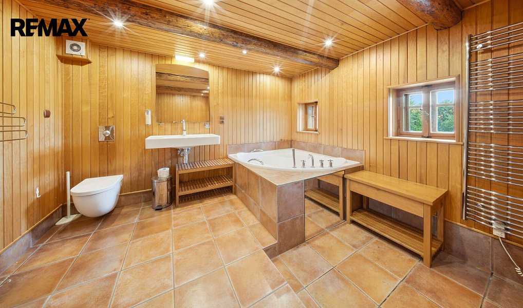 Prodej domu 556 m² s pozemkem 3 366 m², Cvikov – náhled fotky 31