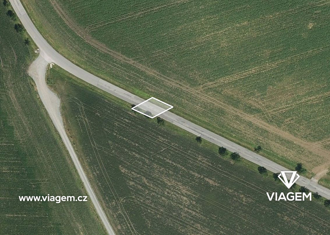 Prodej pole 198 m² – fotografie 2
