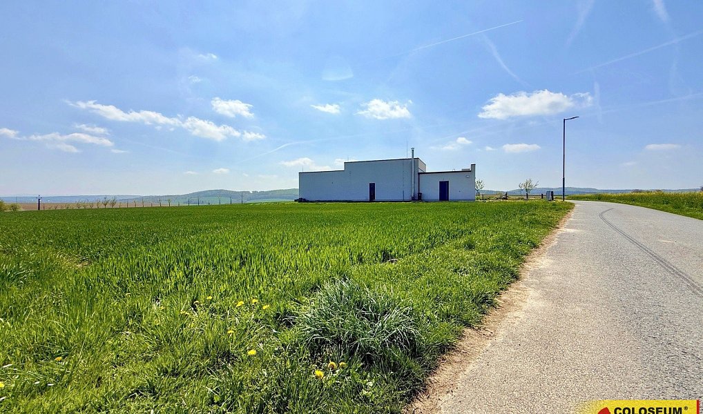 Prodej stavebního pozemku 3 940 m², Fryšták – náhled fotky 11