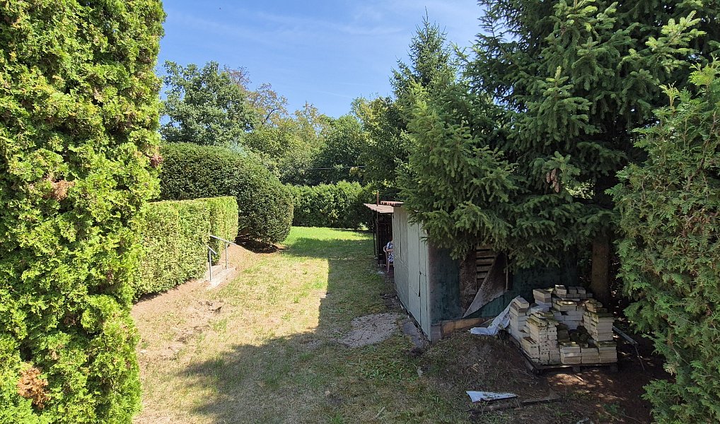 Prodej domu 102 m² s pozemkem 903 m², Černošice – náhled fotky 44