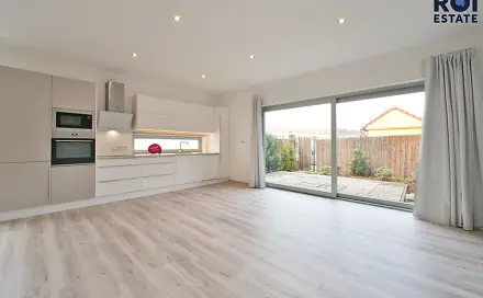 Prodej domu 140 m² s pozemkem 133 m², Sportovní, Rosice, okres Brno-venkov