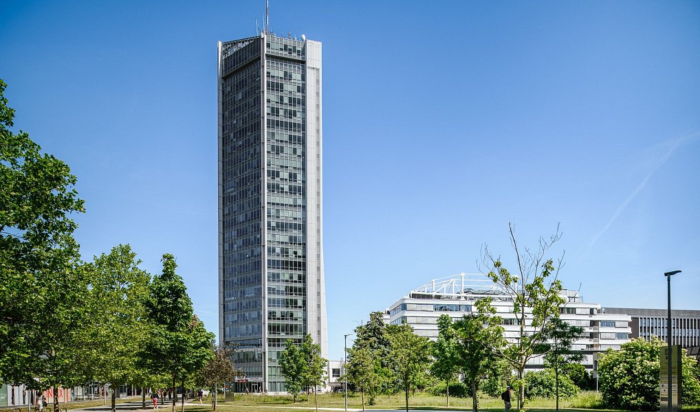 Pronájem kanceláře 340 m², Praha – fotka 1 z 8