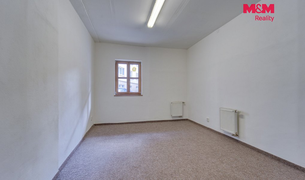Prodej restaurace 173 m², Rokycany – náhled fotky 4