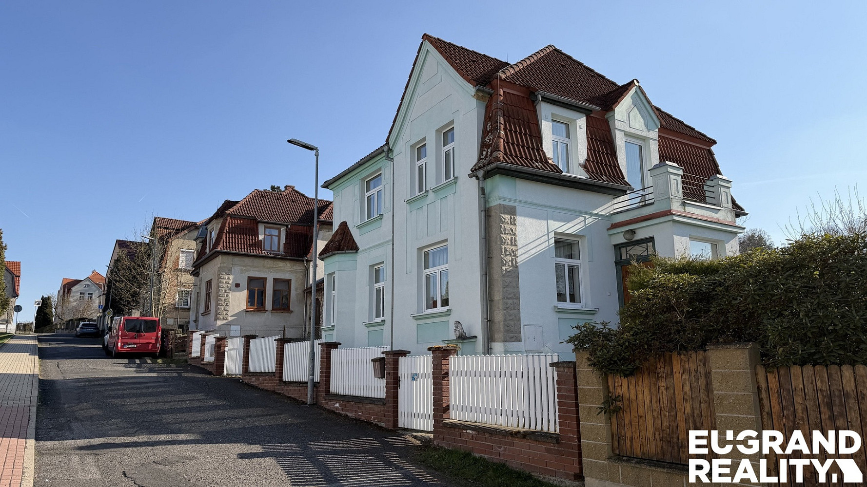 Prodej domu 98 m² s pozemkem 531 m² – fotografie 2