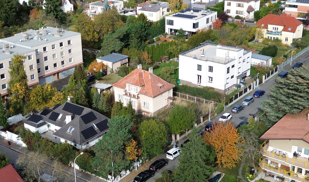 Prodej domu 279 m² s pozemkem 957 m², Praha – náhled fotky 7