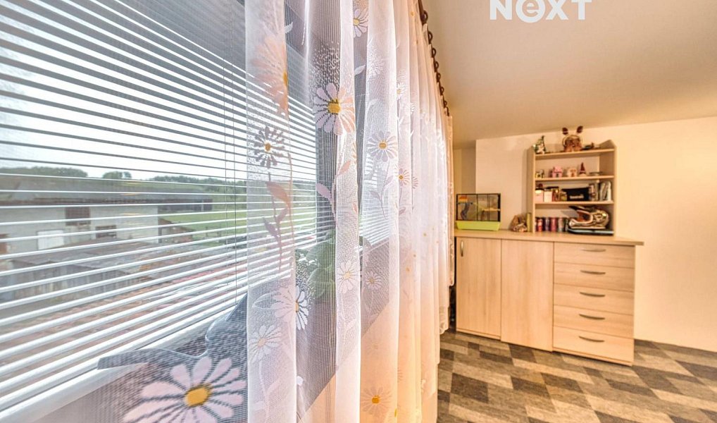 Prodej domu 140 m² s pozemkem 902 m², Zbytiny – náhled fotky 24