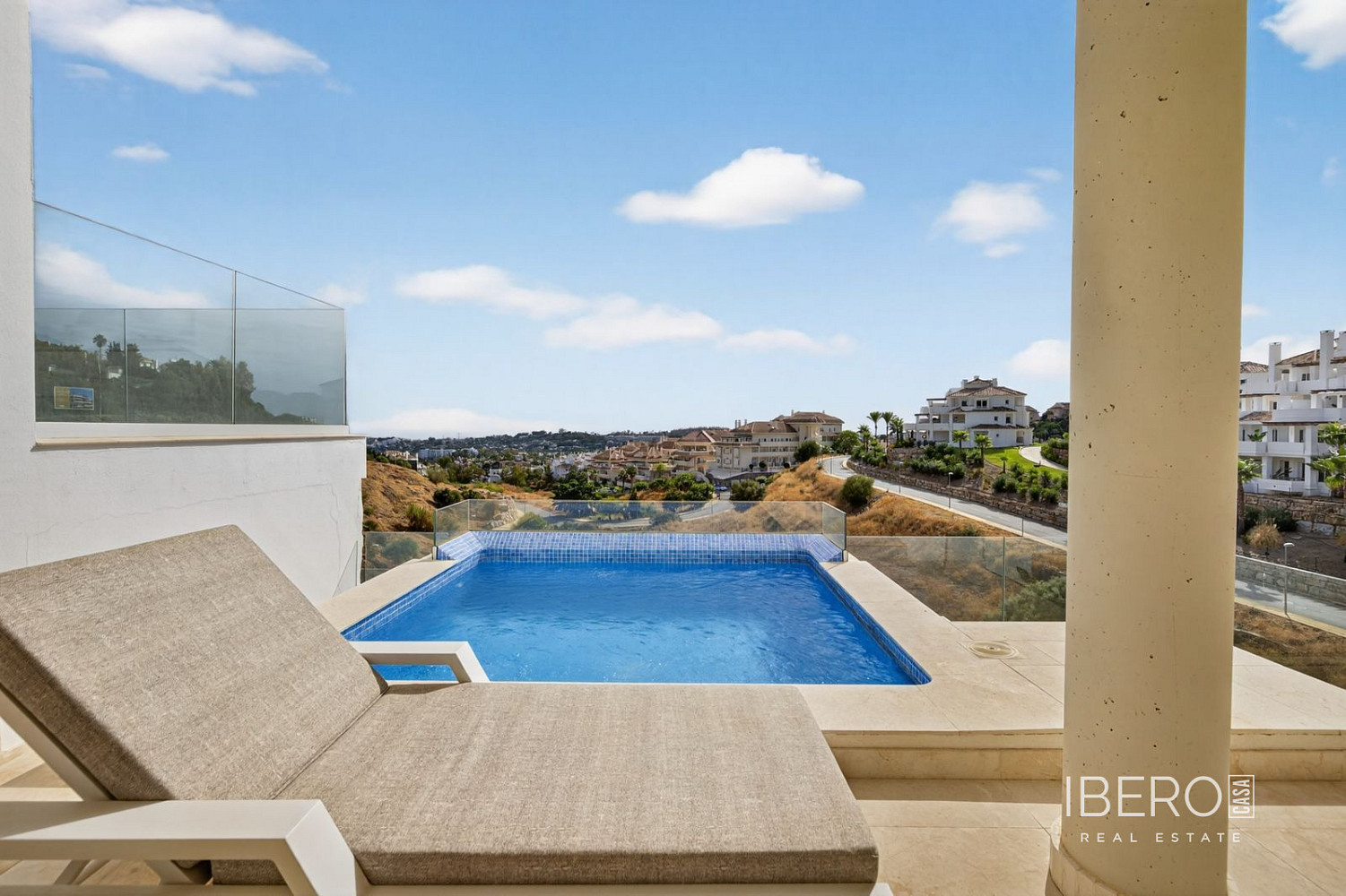 Piso 3+kk – Marbella, Nueva Andalucía