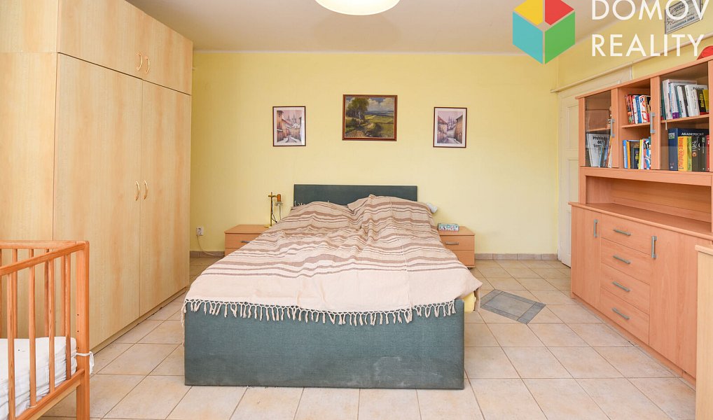 Prodej domu 220 m² s pozemkem 831 m², Beroun – náhled fotky 27