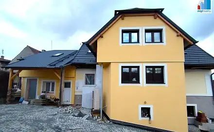 Pronájem bytu 1+kk 27 m², 5. května, Dýšina, okres Plzeň-město