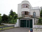 Prodej domu 244m2 s pozemkem 1033m2