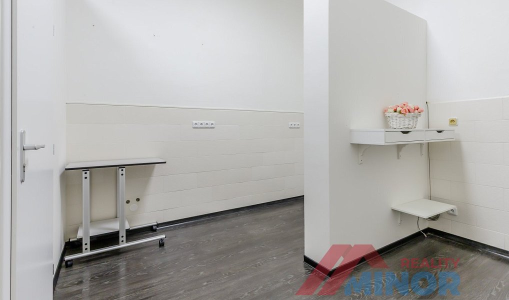 Pronájem kanceláře 69 m², Slaný – náhled fotky 19