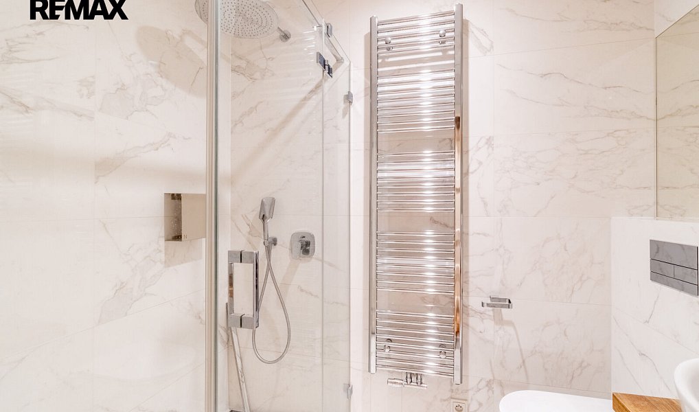 Pronájem bytu 1+kk 25 m², Praha – náhled fotky 12