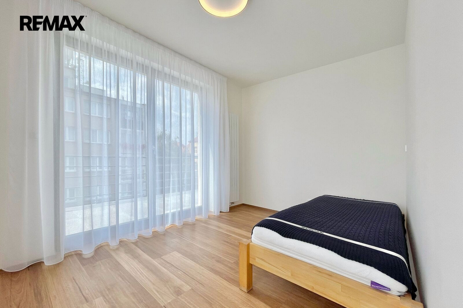 Pronájem bytu 4+kk 77 m² – fotografie 5