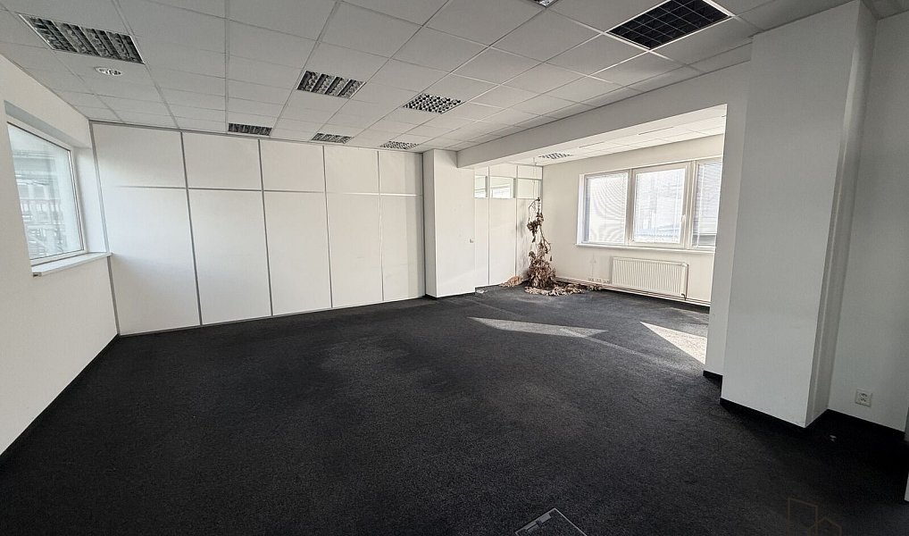 Pronájem kanceláře 173 m², Blansko – náhled fotky 5