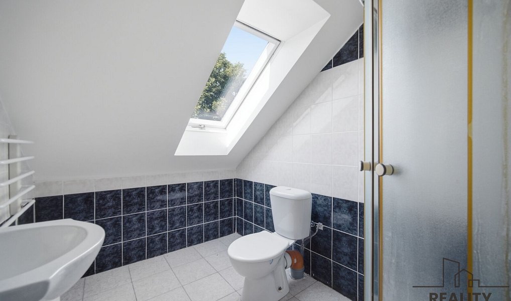 Prodej domu 137 m² s pozemkem 178 m², Chroustovice – náhled fotky 17
