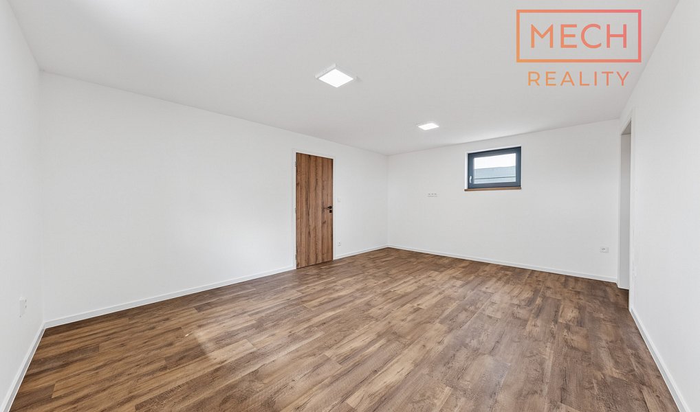 Prodej domu 100 m² s pozemkem 564 m², Znojmo – náhled fotky 26