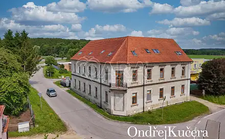 Prodej nájemního domu, činžáku 800 m², Vídeňská, Nová Bystřice, okres Jindřichův Hradec