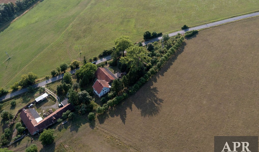 Prodej zemědělského objektu 275 m², Nezdenice – náhled fotky 2