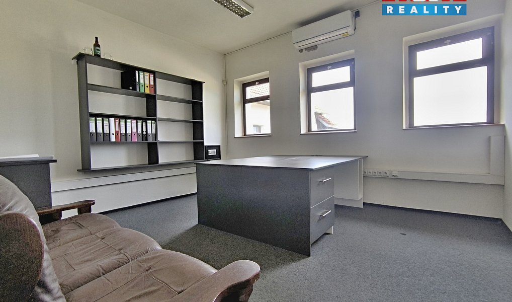 Prodej výrobních prostor 1 393 m², Bořetín – náhled fotky 7