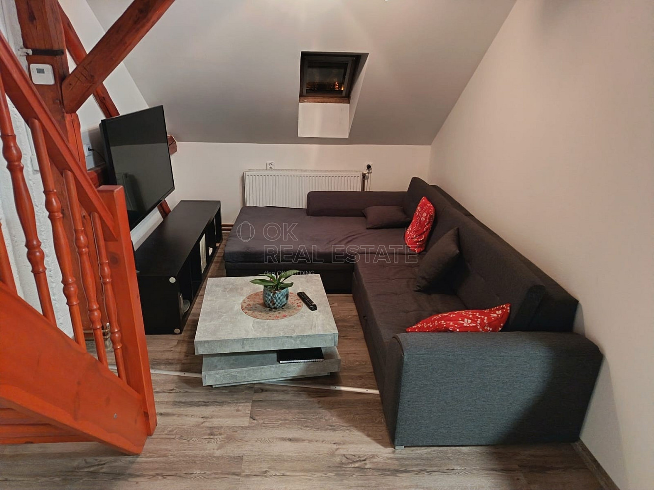 Pronájem domu 180 m² s pozemkem 78 m² – fotografie 2
