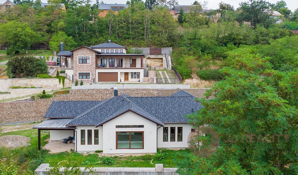Prodej domu 209 m² s pozemkem 1 020 m², Plzeň – náhled fotky 5