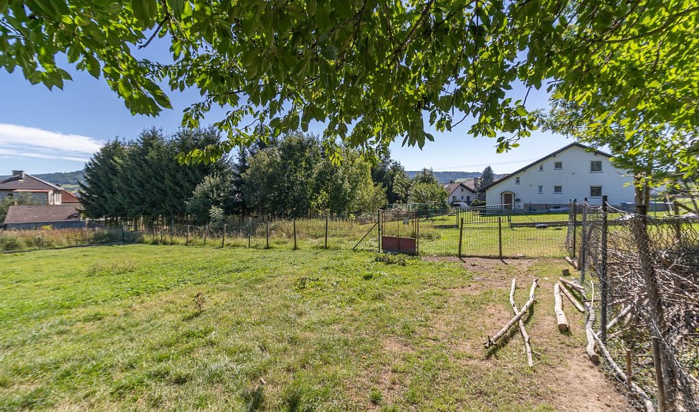 Prodej stavebního pozemku 1 096 m², Sušice – náhled fotky 12