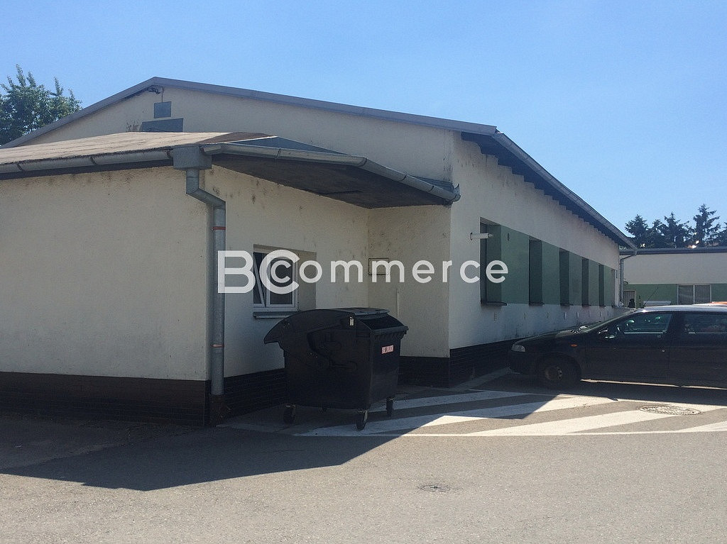 Pronájem skladovacích prostor 598 m² – fotografie 5