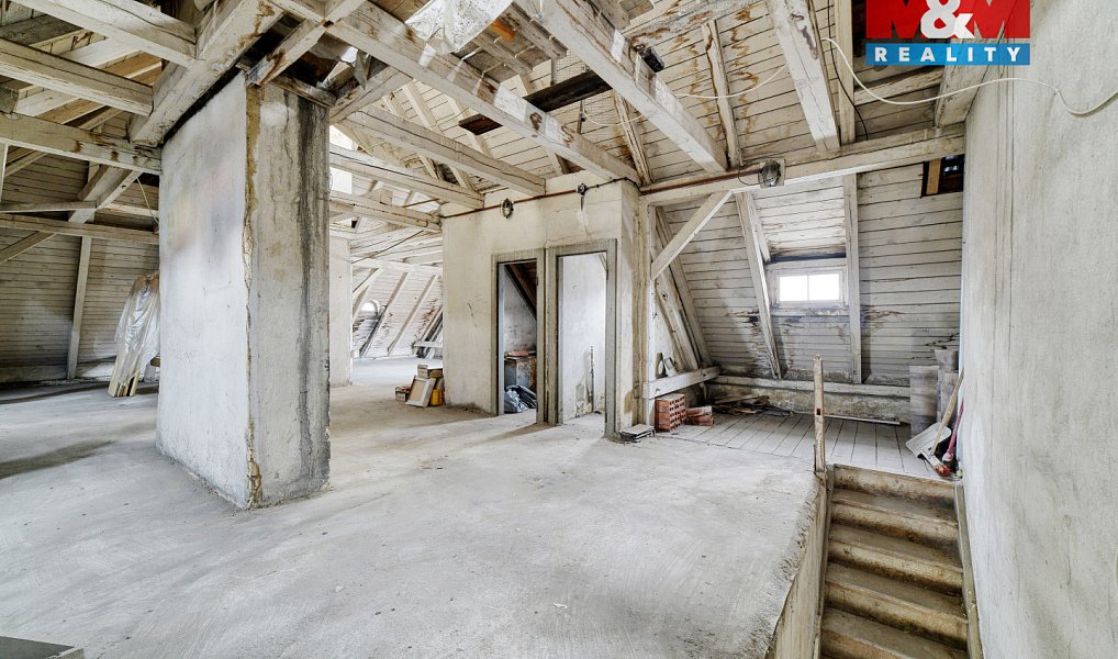 Prodej bytu 4+1 199 m², Cheb – náhled fotky 19