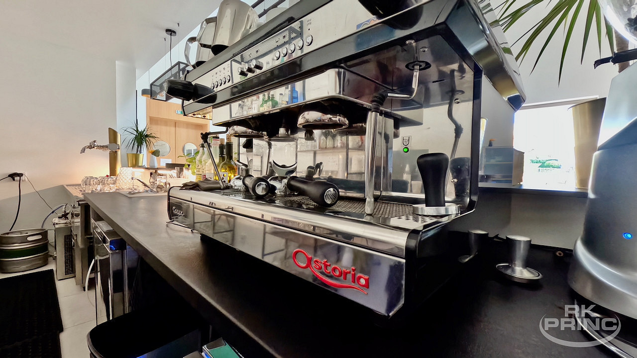 Prodej restaurace 300 m² – fotografie 3
