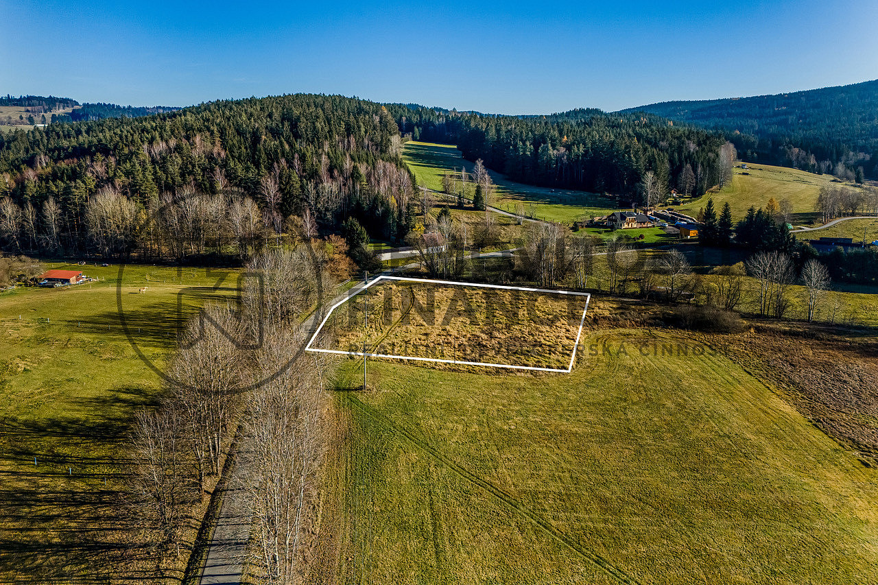 Prodej komerčního pozemku 2 056 m² – fotografie 3