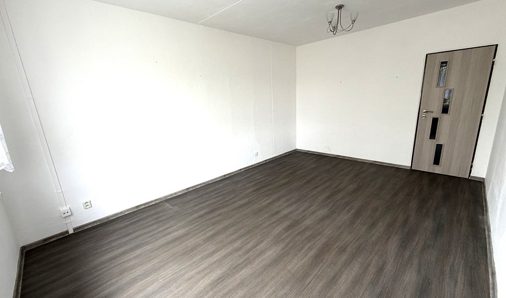 Prodej bytu 3+1 74 m², Červený Kostelec – náhled fotky 5
